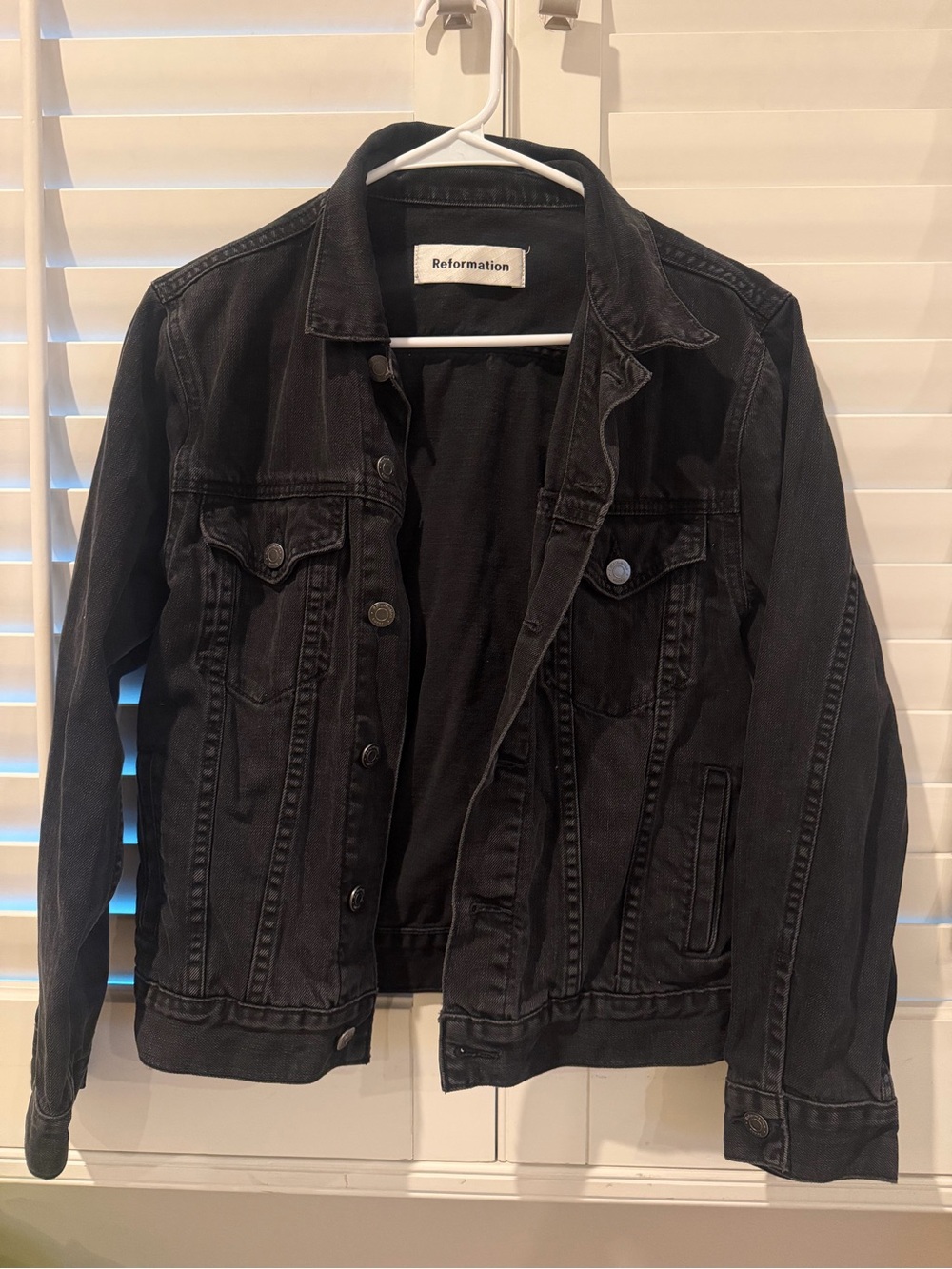 Reformation REF Women’s Black Denim Trucker Jean Jacket S